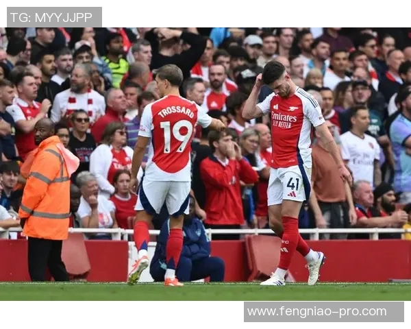 英超精彩对决多特蒙德4-0战胜巴萨补时进球引发争议判罚全场沸腾 英超精彩对决多特蒙德4-0战胜巴萨补时进球引发争议判罚全场沸腾