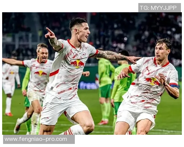 国王杯精彩对决那不勒斯与莱比锡激战成平局乌龙球成比赛转折点