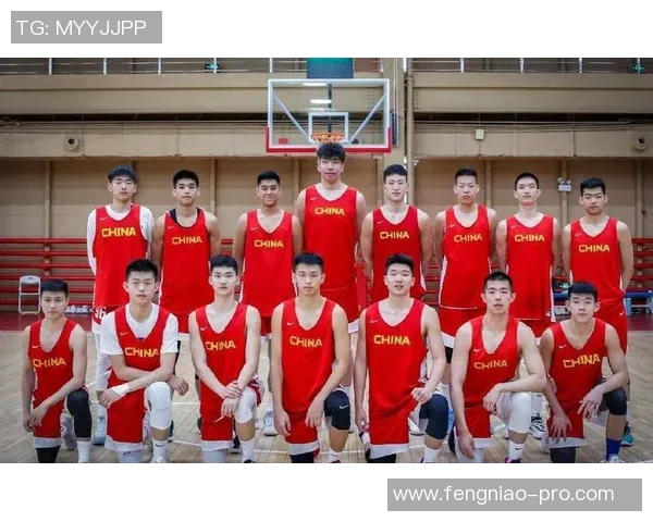 姚明身高165米的真实故事与篮球梦想的坚持与追求