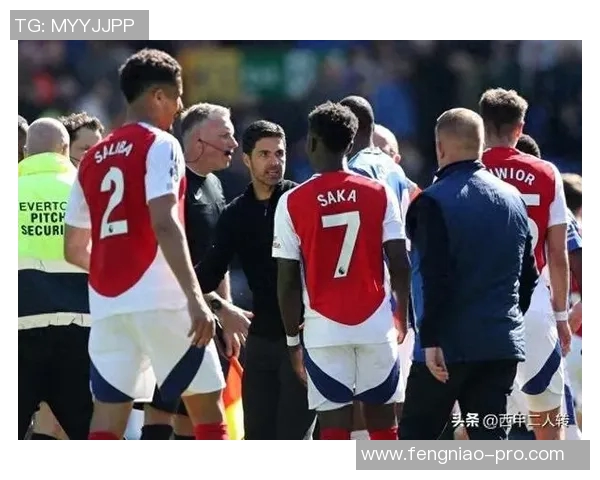 西甲激战：马竞与阿森纳战平帽子戏法引发争议判罚热议