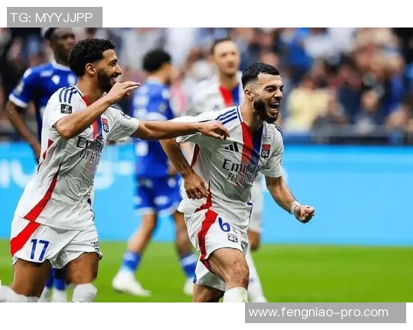 德甲焦点战平局引发热议里昂与那不勒斯互交白卷转会传闻四起